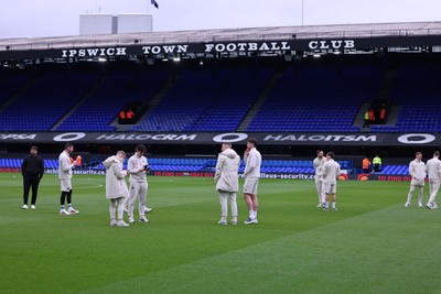 280226 - Ipswich Town v Swansea City - Sky Bet Championship - Swansea Players arriving at Portman Road