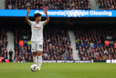 280226 - Ipswich Town v Swansea City - Sky Bet Championship - Eom Ji-Sung of Swansea City 