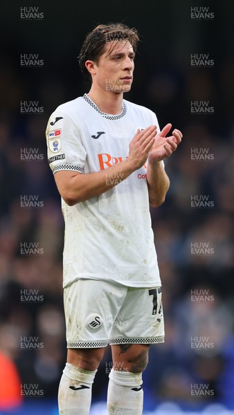 280226 - Ipswich Town v Swansea City - Sky Bet Championship - Goncalo Franco of Swansea City applauding fans at the end of the game 