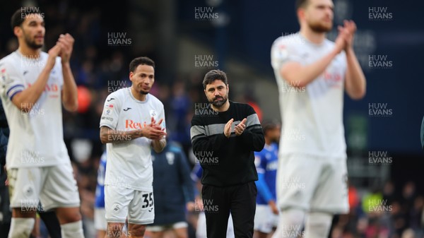 280226 - Ipswich Town v Swansea City - Sky Bet Championship - Manager of Swansea City, Vitor Matos applauding fans at the end of the game 