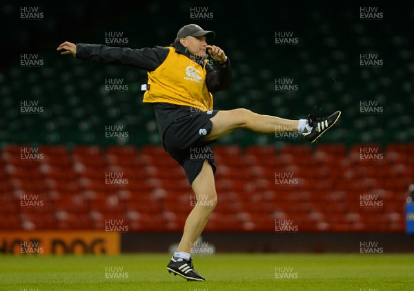 070815 - Ireland Rugby Training -Joe Schmidt during training