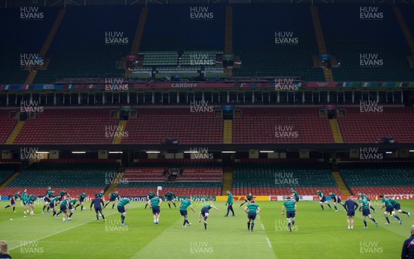 161015 - Ireland captains run, Millennium Stadium - Ireland go through a training session at the Millennium Stadium ahead of their Rugby World Cup Quarter Final match against  Argentina