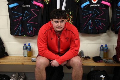 070326 - Ireland U20s v Wales U20s - U20s Six Nations Championship - Wales arrive in the dressing room