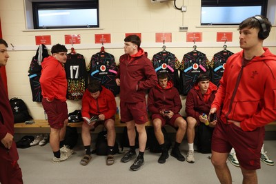 070326 - Ireland U20s v Wales U20s - U20s Six Nations Championship - Wales arrive in the dressing room