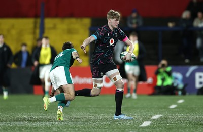 070326 - Ireland U20s v Wales U20s - U20s Six Nations Championship - Osian Williams of Wales is challenged by Derry Moloney of Ireland 