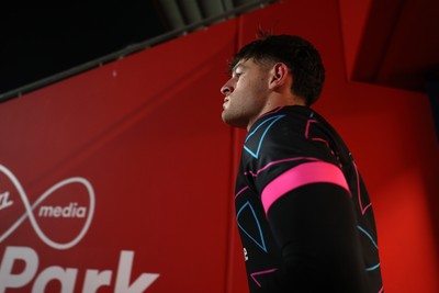 070326 - Ireland U20s v Wales U20s - U20s Six Nations Championship - Sion Davies of Wales 