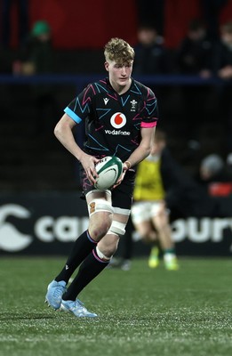 070326 - Ireland U20s v Wales U20s - U20s Six Nations Championship - Osian Williams of Wales 