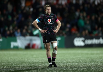 070326 - Ireland U20s v Wales U20s - U20s Six Nations Championship - Bailey Cutts of Wales 