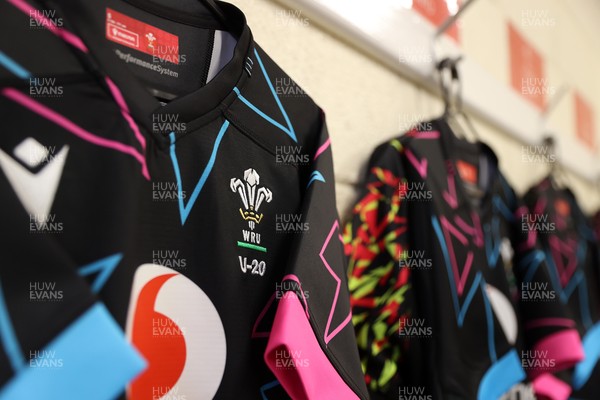 070326 - Ireland U20s v Wales U20s - U20s Six Nations Championship - Wales dressing room