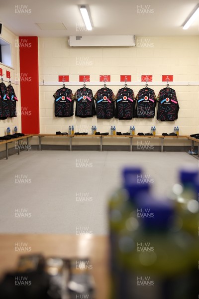 070326 - Ireland U20s v Wales U20s - U20s Six Nations Championship - Wales dressing room