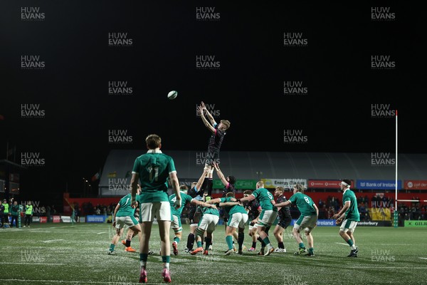 070326 - Ireland U20s v Wales U20s - U20s Six Nations Championship - Osian Williams of Wales wins the line out