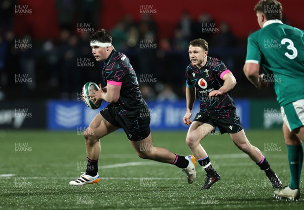070326 - Ireland U20s v Wales U20s - U20s Six Nations Championship - Tom Howe of Wales 