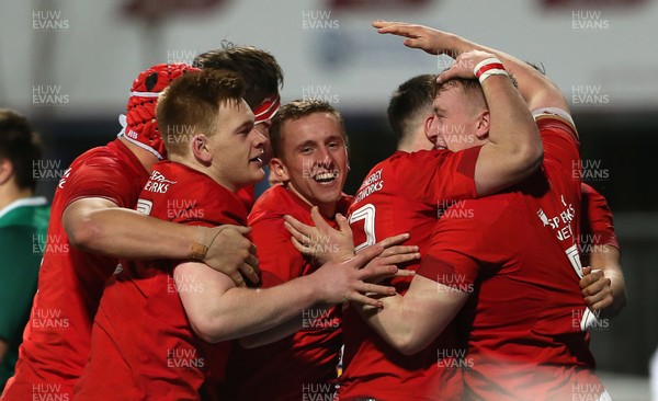 230218 - Ireland U20s v Wales U20s - Natwest 6 Nations - Tommy Reffell of Wales celebrates scoring a try with team mates