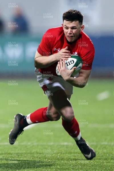 230218 - Ireland U20s v Wales U20s - Natwest 6 Nations - Tommy Rogers of Wales
