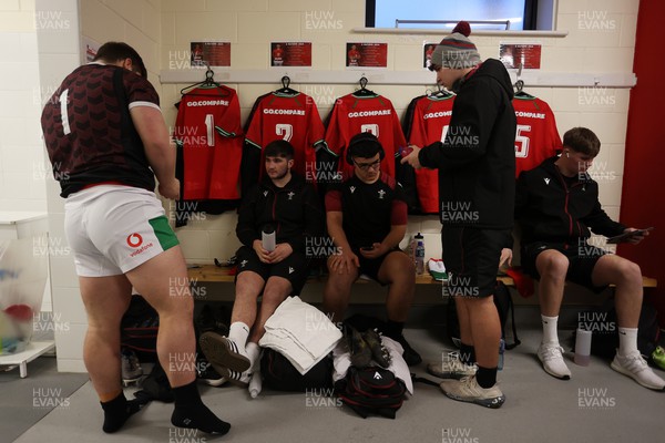 230224 - Ireland U20s v Wales U20s - U20s 6 Nations Championship - Wales in the dressing room in the changing rooms before the game