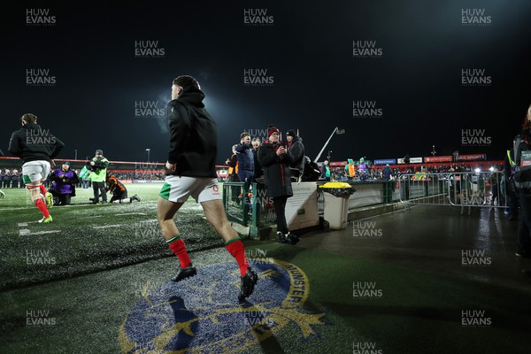 230224 - Ireland U20s v Wales U20s - U20s 6 Nations Championship - Wales run out onto the pitch