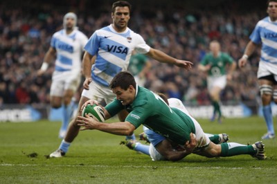 241112 Ireland v Argentina - Autumn Internationals 2012 - Jonathan Sexton scores the second try for Ireland 