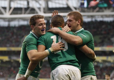 241112 Ireland v Argentina - Autumn Internationals 2012 - Simon Zebo is congratulated by Craig Gilroy and Chris Henry after scoring Ireland's fourth try 