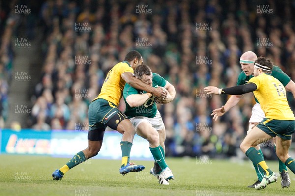 16/11/13 - Ireland v Australia - Guiness SeriesCian Healy of Ireland is tackled by Tevita Kuridrani of Australia (c) Huw Evans Picture Agency