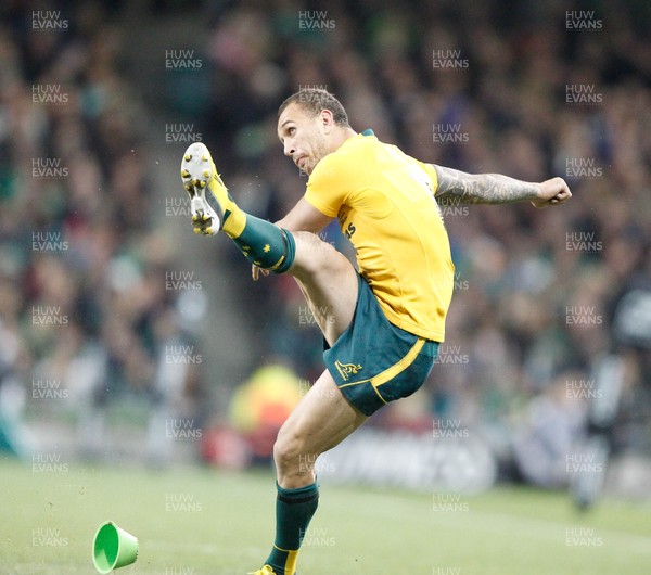 16/11/13 - Ireland v Australia - Guiness SeriesQuade Cooper of Australia has a kick at goal (c) Huw Evans Picture Agency