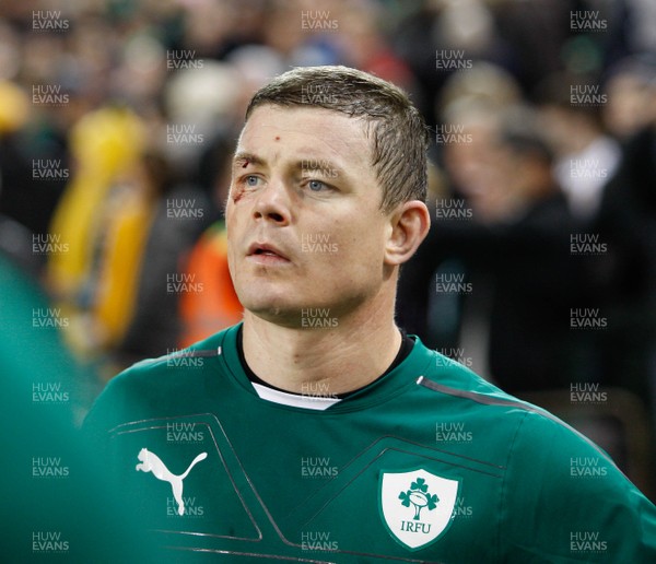 16/11/13 - Ireland v Australia - Guiness SeriesA dejected Brian O'Driscoll, of Ireland, after the game (c) Huw Evans Picture Agency