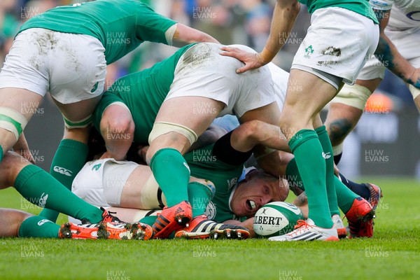 010315 - Ireland v England - RBS 6 Nations - Paul O'Connell of Ireland at the bottom of a ruck