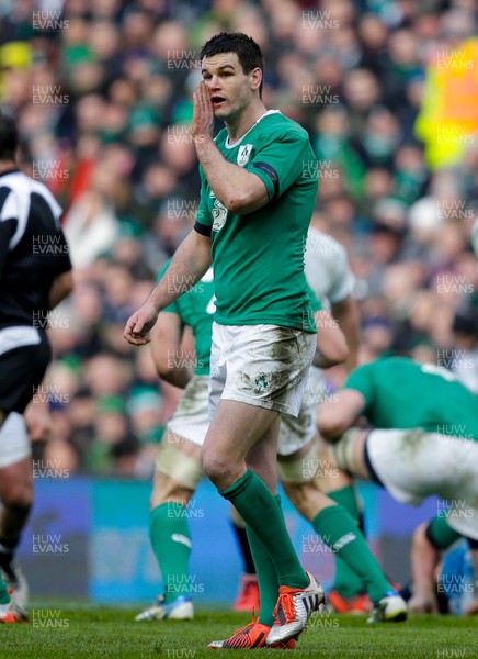 010315 - Ireland v England - RBS 6 Nations - Johnny Sexton of Ireland