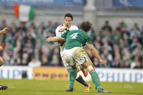 19.03.11 -  Ireland v England - RBS Six Nations 2011 - England's Shontayne Hape tackled by Ireland's Rory Best and Donncha O'Callaghan. 