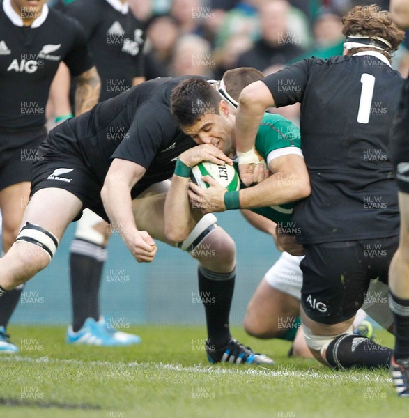 241113 - Guinness Series - Ireland v New Zealand  Conor Murray goes over to score the opening score for Ireland(c) Huw Evans Agency