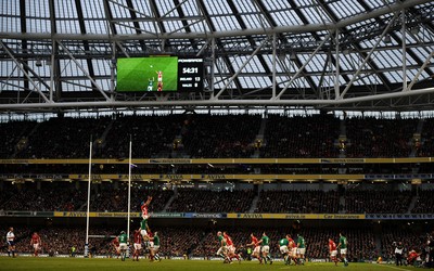 05.02.12 - Ireland v Wales - RBS Six Nations 2012 -.Wales and Ireland players compete for line-out ball..