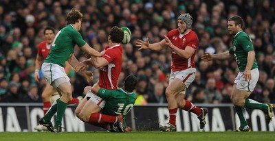 05.02.12 - Ireland v Wales - RBS Six Nations 2012 -.George North of Wales passes to set up Jonathan Davies for try..