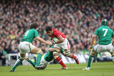 05.02.12  Ireland  v Wales .Wales' Toby Faletau takes on Donnacha O'Callaghan of Ireland..