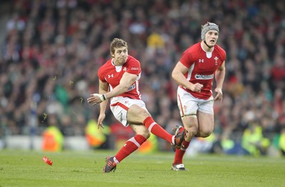 05.02.12  Ireland  v Wales .Wales' Leigh Halfpenny kicks the winning penalty..