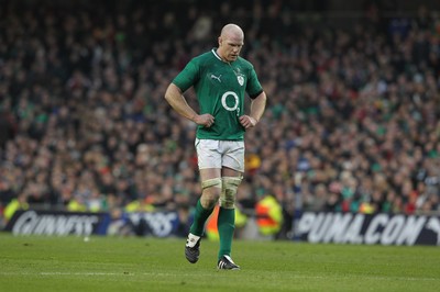 05.02.12  Ireland  v Wales .Paul O'Connell of Ireland dejected..