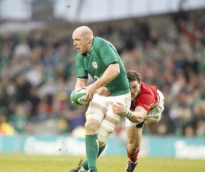 05.02.12 - Ireland v Wales - RBS Six Nations.Ireland's Paul O'Connell is tackled by Wales' George North.