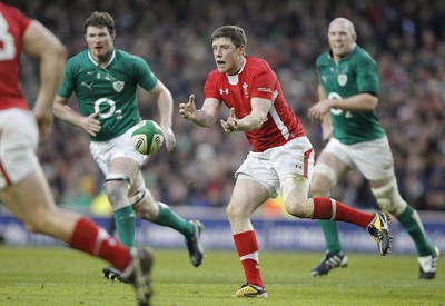 05.02.12 - Ireland v Wales - RBS Six Nations.Wales' Rhys Priestland feeds the ball through the line.