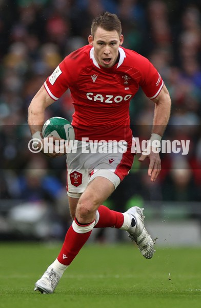 050222 - Ireland v Wales - Guinness Six Nations Championship - Liam Williams of Wales