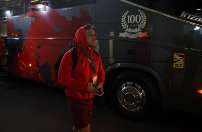 060326 - Ireland v Wales - Guinness Six Nations Championship - Jarrod Evans of Wales 