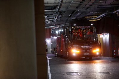 060326 - Ireland v Wales - Guinness Six Nations Championship - Wales team bus arrives at the stadium