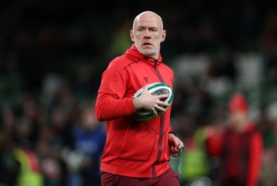 060326 - Ireland v Wales - Guinness Six Nations Championship - Wales Head Coach Steve Tandy 