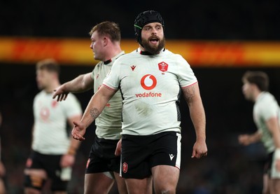 060326 - Ireland v Wales - Guinness Six Nations Championship - Nicky Smith of Wales 