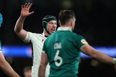 060326 - Ireland v Wales - Guinness Six Nations Championship - Adam Beard of Wales 