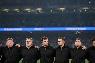 060326 - Ireland v Wales - Guinness Six Nations Championship - Louie Hennessey of Wales 