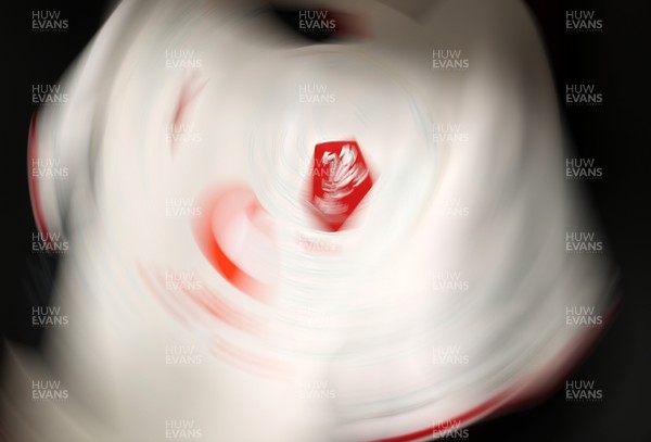 060326 - Ireland v Wales - Guinness Six Nations Championship - Wales dressing room before the game