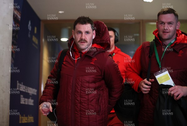 060326 - Ireland v Wales - Guinness Six Nations Championship - Tomos Williams of Wales arrives at the stadium