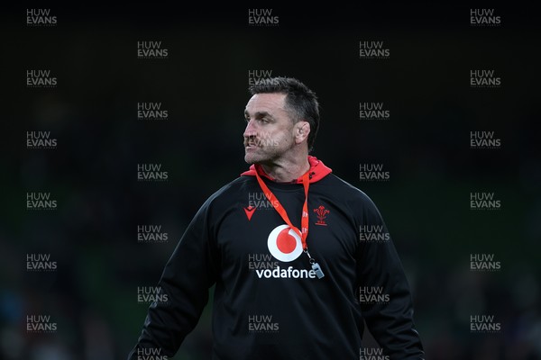 060326 - Ireland v Wales - Guinness Six Nations Championship - Huw Bennett, Wales Strength and Conditioning