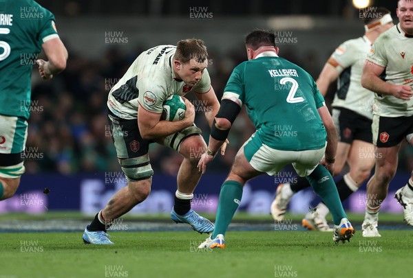 060326 - Ireland v Wales - Guinness Six Nations Championship - Ben Carter of Wales 