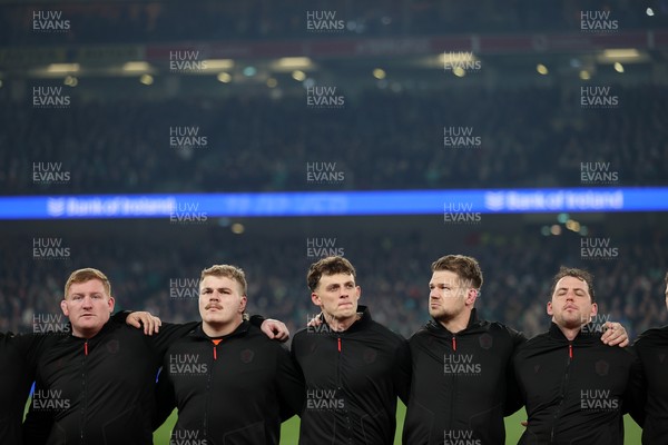 060326 - Ireland v Wales - Guinness Six Nations Championship - Louie Hennessey of Wales 