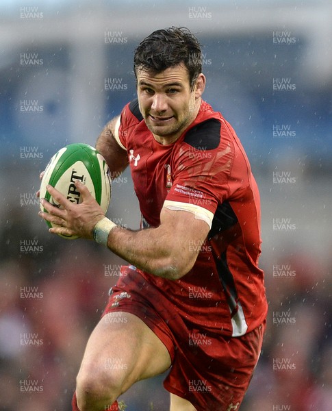 080214 - Ireland v Wales - RBS Six Nations 2014 -Mike Phillips of Wales