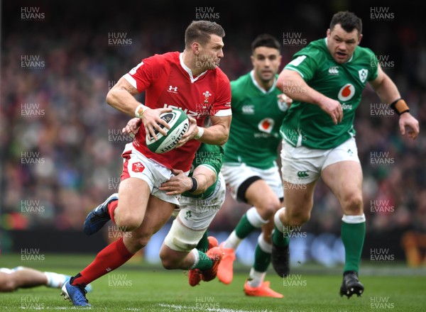 080220 - Ireland v Wales - Guinness Six Nations - Dan Biggar of Wales is tackled by Peter O’Mahony of Ireland